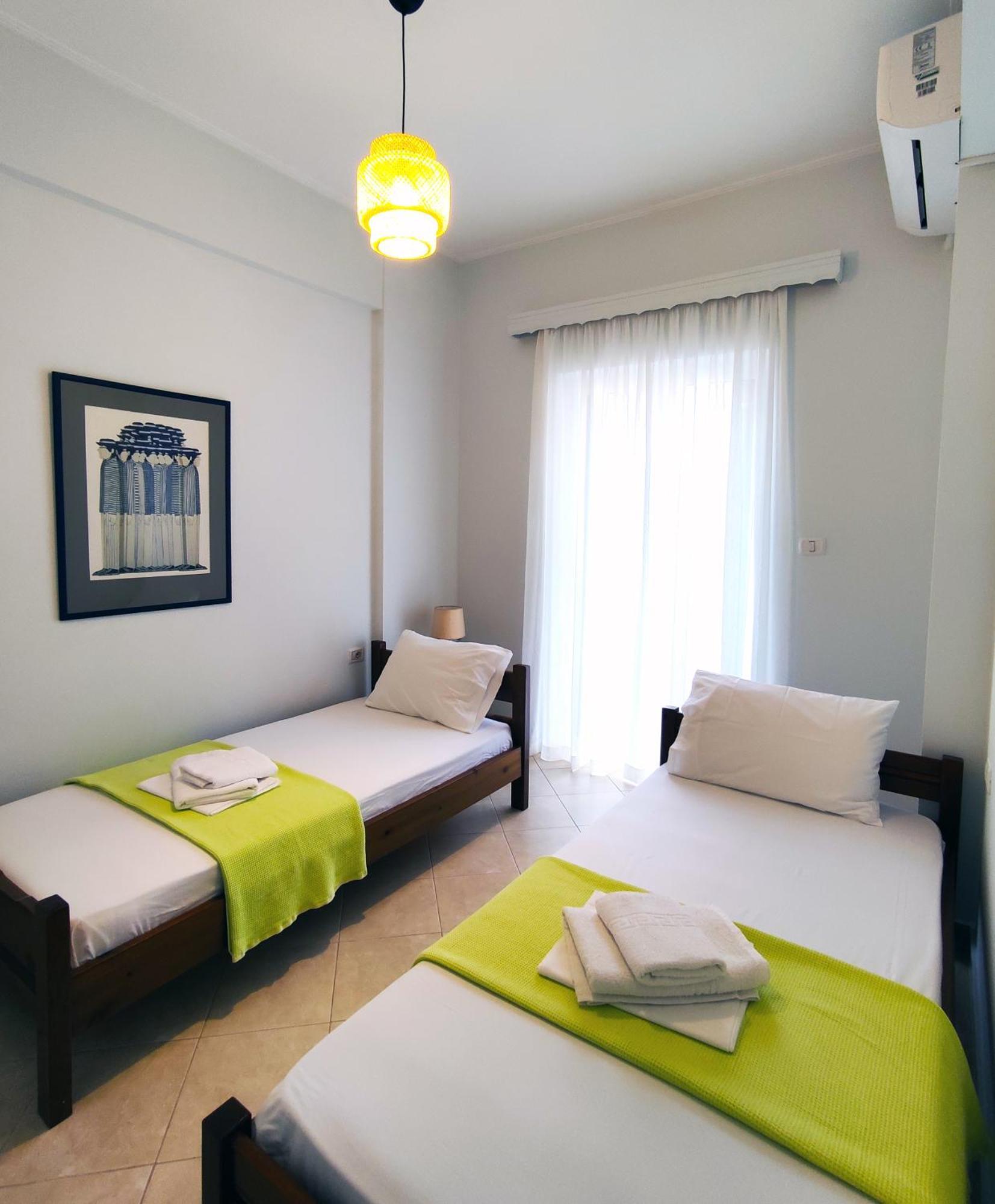 Comfy Hill Apartments Саранда Екстер'єр фото